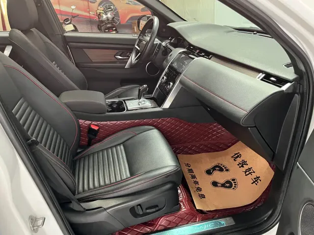 Land Rover Discovery Sport — Фото автомобиля 11