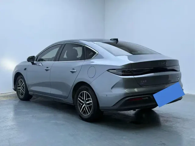 BYD Seal 05 DM-i — Фото автомобиля 7