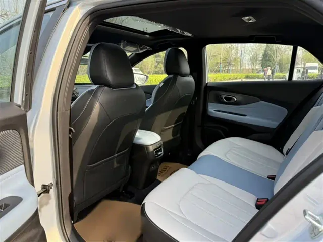 GAC Trumpchi Emkoo — Фото автомобиля 14