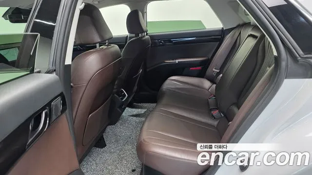 Hyundai Grandeur GN7 — Фото автомобиля 16