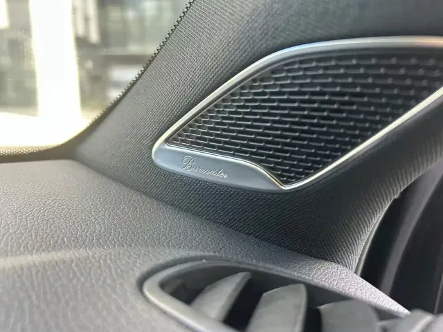 Mercedes-Benz EQB — Фото автомобиля 11