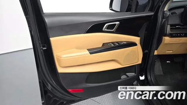 Kia Canival Carnival 4 поколение Бензин 9 мест Prestige — Фото автомобиля 25