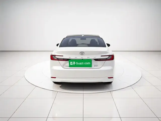 Toyota Camry — Фото автомобиля 5