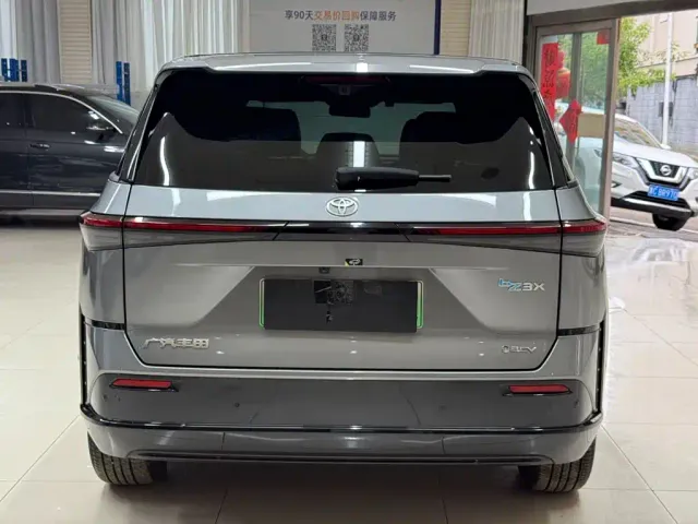 Toyota BoZhi 3X — Фото автомобиля 5