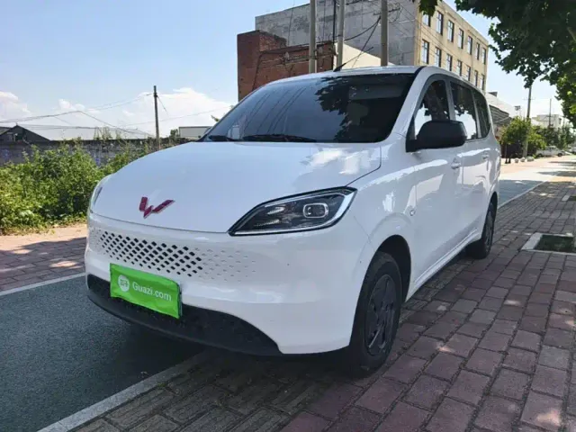 Фотография автомобиля — Wuling Hongguang
