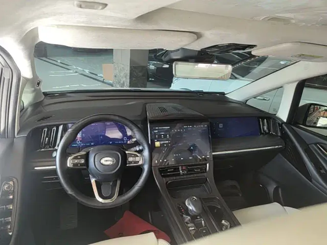 GAC Trumpchi E9 — Фото автомобиля 9