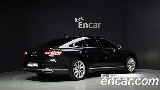 Volkswagen Arteon — Фото автомобиля 2