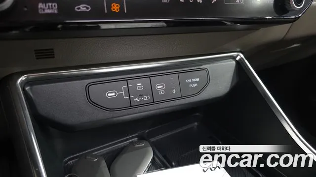Kia Carnival 4th Gen — Фото автомобиля 16