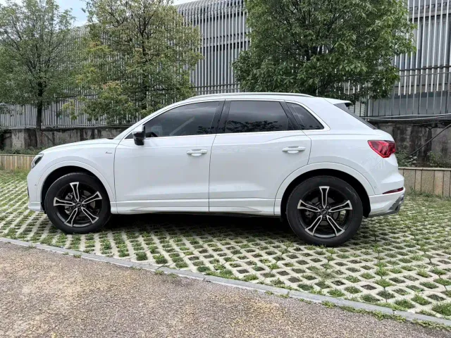 Audi Q3 — Фото автомобиля 8