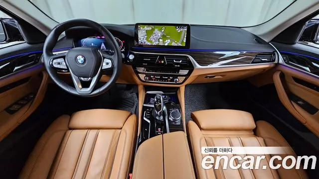 BMW 5 Series G30 — Фото автомобиля 7