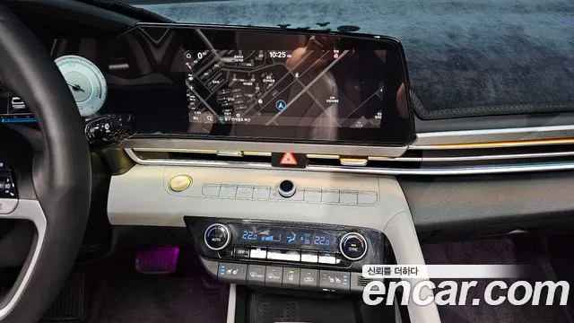 Hyundai AVANTE Inspiration — Фото автомобиля 3
