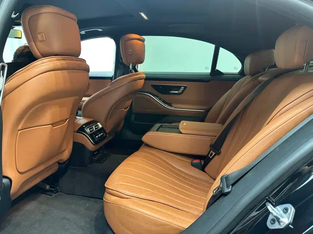 Mercedes-Benz S-Class — Фото автомобиля 5
