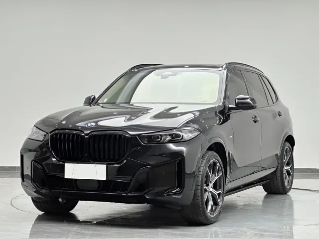 Фотография автомобиля — BMW X5