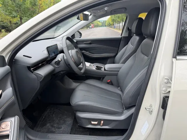 Baojun Yunhai — Фото автомобиля 7