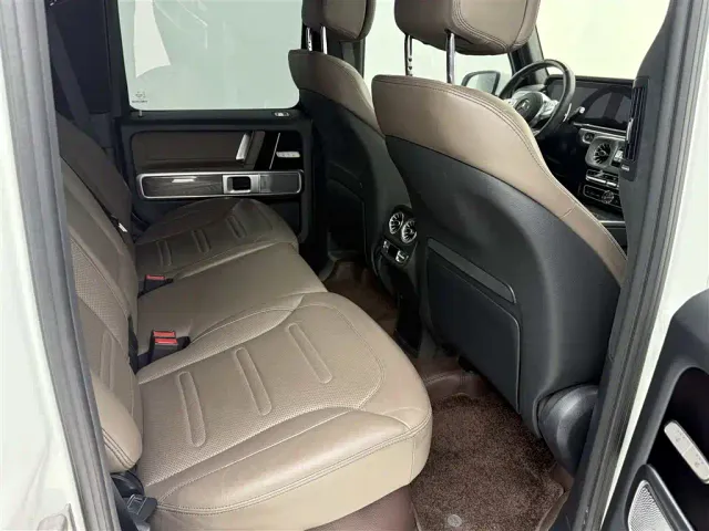 Mercedes-Benz G-Class — Фото автомобиля 19