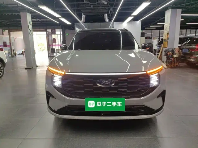 Ford Edge — Фото автомобиля 2