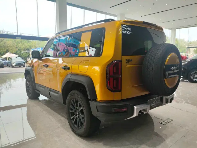 BYD FangChengBao Leopard 5 — Фото автомобиля 7