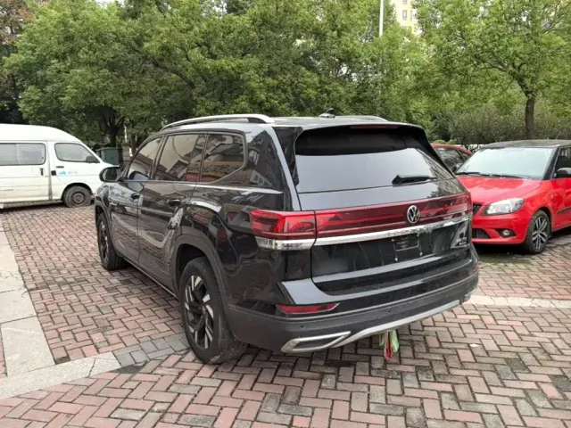 Volkswagen Teramont 2022 380TSI 4MOTION Luxury — Фото автомобиля 4