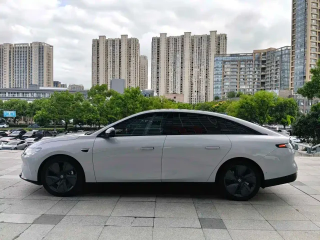 Leapmotor C01 — Фото автомобиля 4