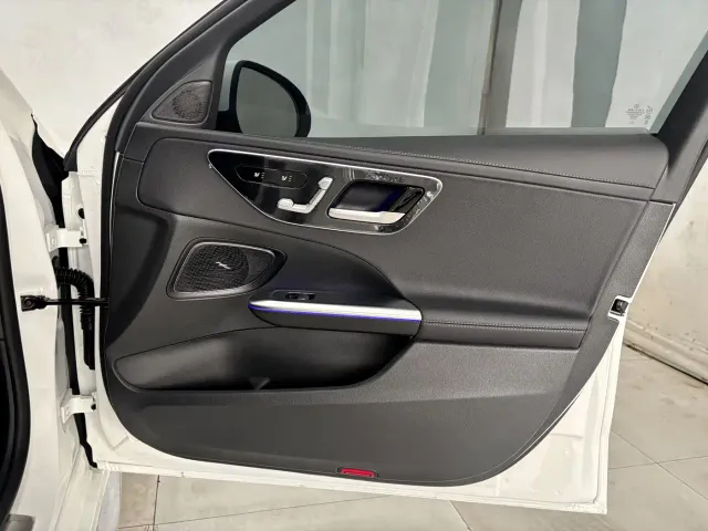 Mercedes-Benz C-Class — Фото автомобиля 23