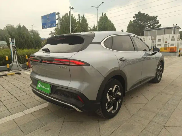 Baojun Yunhai — Фото автомобиля 6