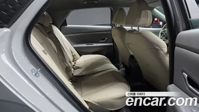 Hyundai Avante CN7 — Фото автомобиля 11