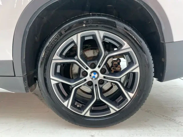 BMW X1 — Фото автомобиля 25