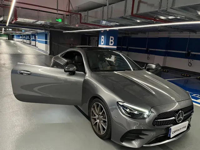 Mercedes-Benz E-Class — Фото автомобиля 22