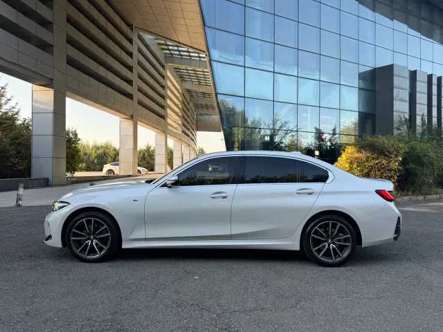 BMW 3 Series — Фото автомобиля 8