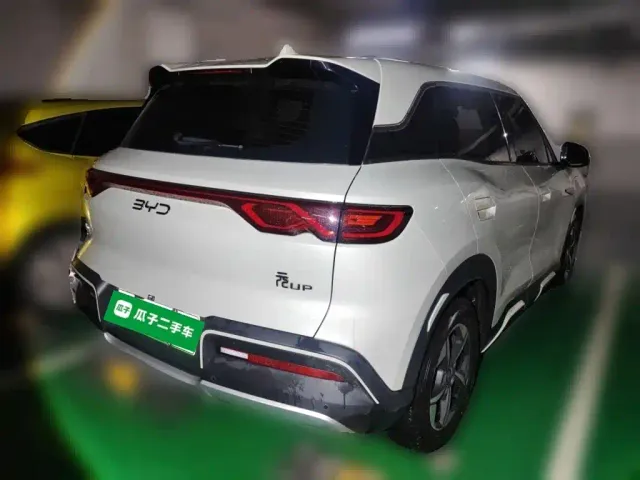 BYD Yuan UP — Фото автомобиля 4