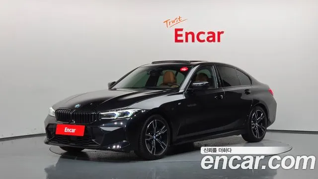 Фотография автомобиля — BMW 3 Series