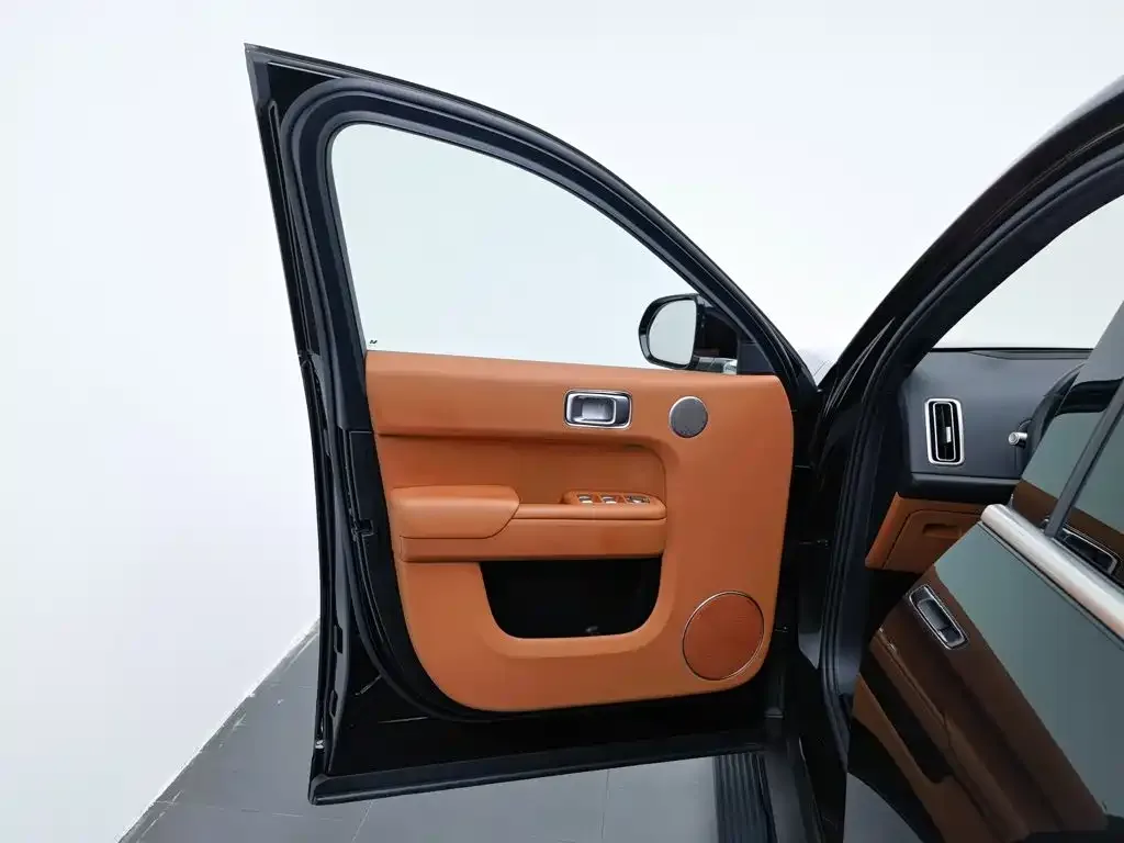 Li Auto Li Xiang L9 2023 Model Pro — Фото автомобиля 8