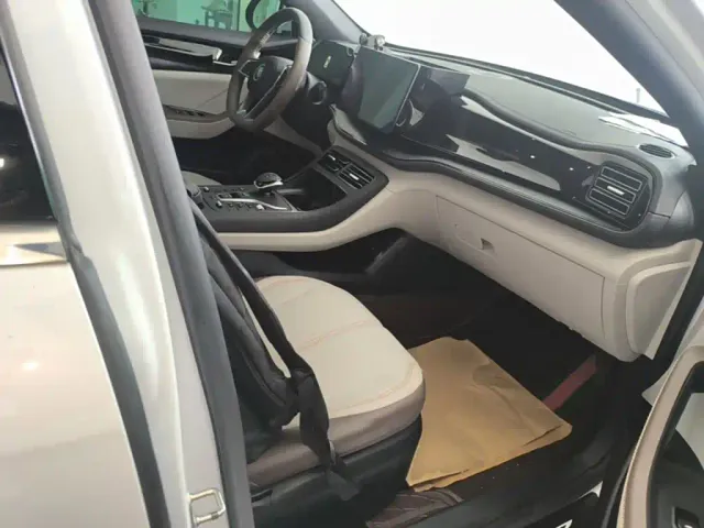 BYD Qin PLUS — Фото автомобиля 24