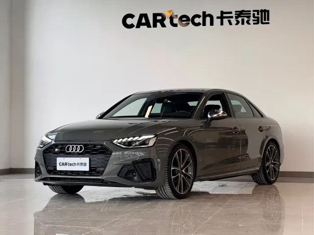 Фотография автомобиля — Audi S4