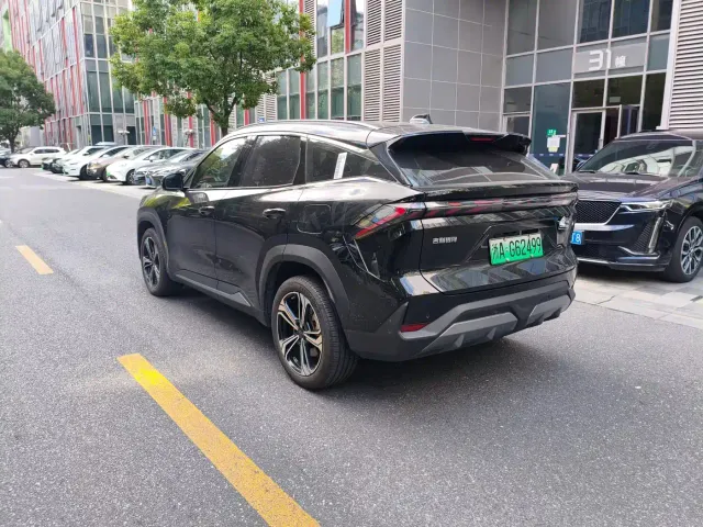 Geely Galaxy L7 — Фото автомобиля 9