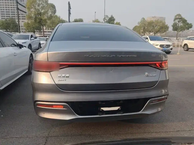 BYD Qin PLUS — Фото автомобиля 5