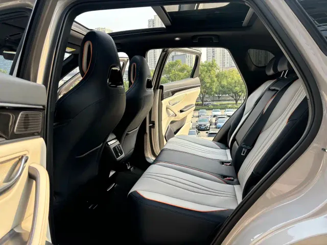 BYD Song PLUS — Фото автомобиля 9