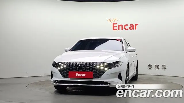 Hyundai Grandeur New — Фото автомобиля 3