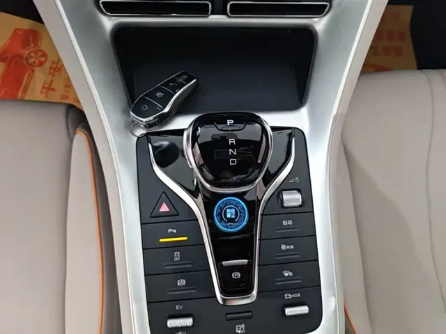 BYD Song Pro — Фото автомобиля 13