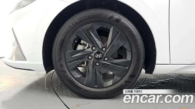 Hyundai AVANTE Avante (CN7) — Фото автомобиля 5
