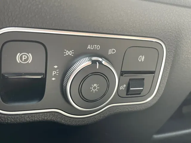 Mercedes-Benz EQB — Фото автомобиля 20