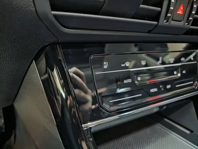 Volkswagen Passat — Фото автомобиля 8