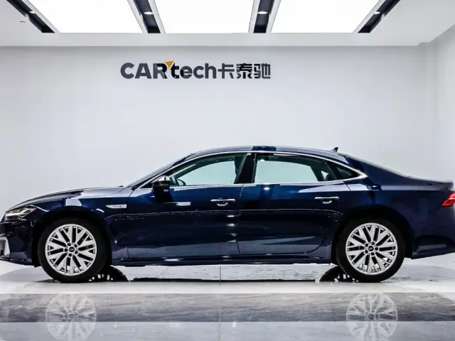 Audi A7L — Фото автомобиля 15
