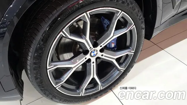 BMW X5 xDrive 40i M Sport — Фото автомобиля 20