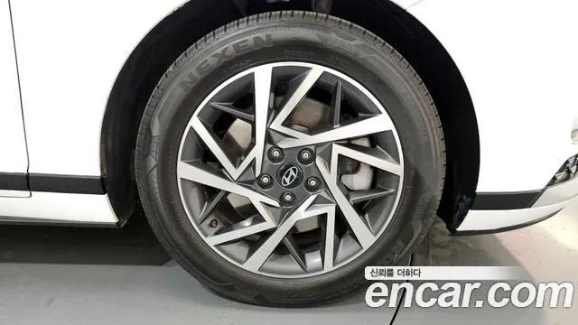Hyundai Grandeur Grandeur (GN7) — Фото автомобиля 18