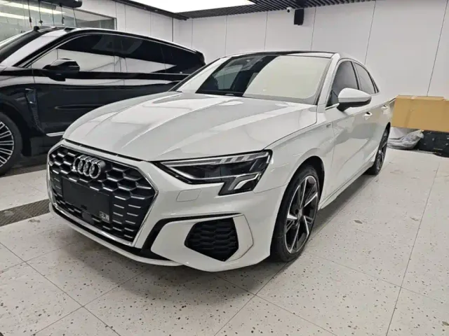 Фотография автомобиля — Audi A3