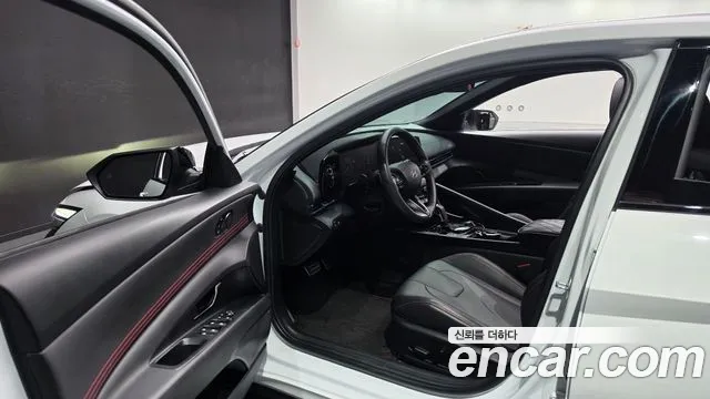 Hyundai Avante — Фото автомобиля 10