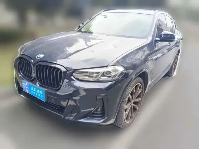 Фотография автомобиля — BMW X3