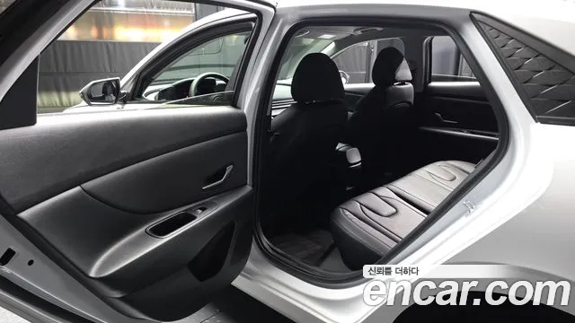 Hyundai Avante — Фото автомобиля 16