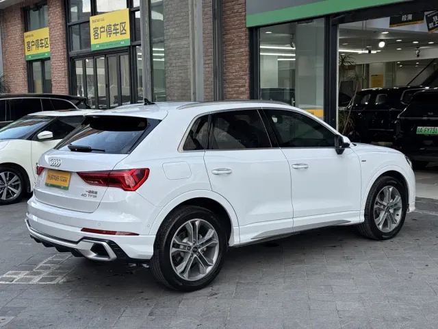 Audi Q3 — Фото автомобиля 7